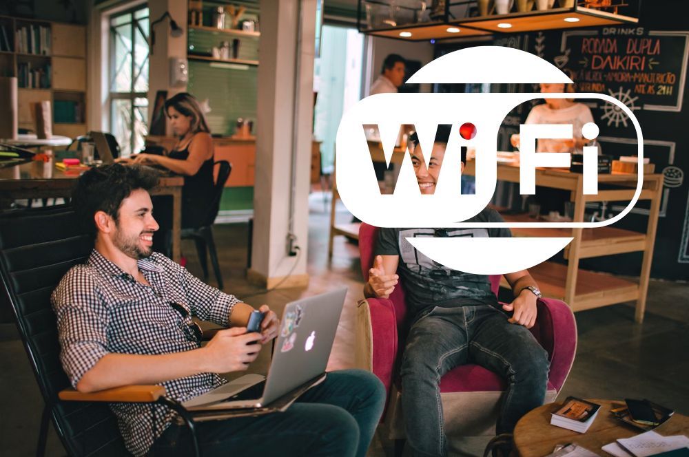 Cómo navegar seguro en redes WiFi públicas (Aeropuertos/Cafés)